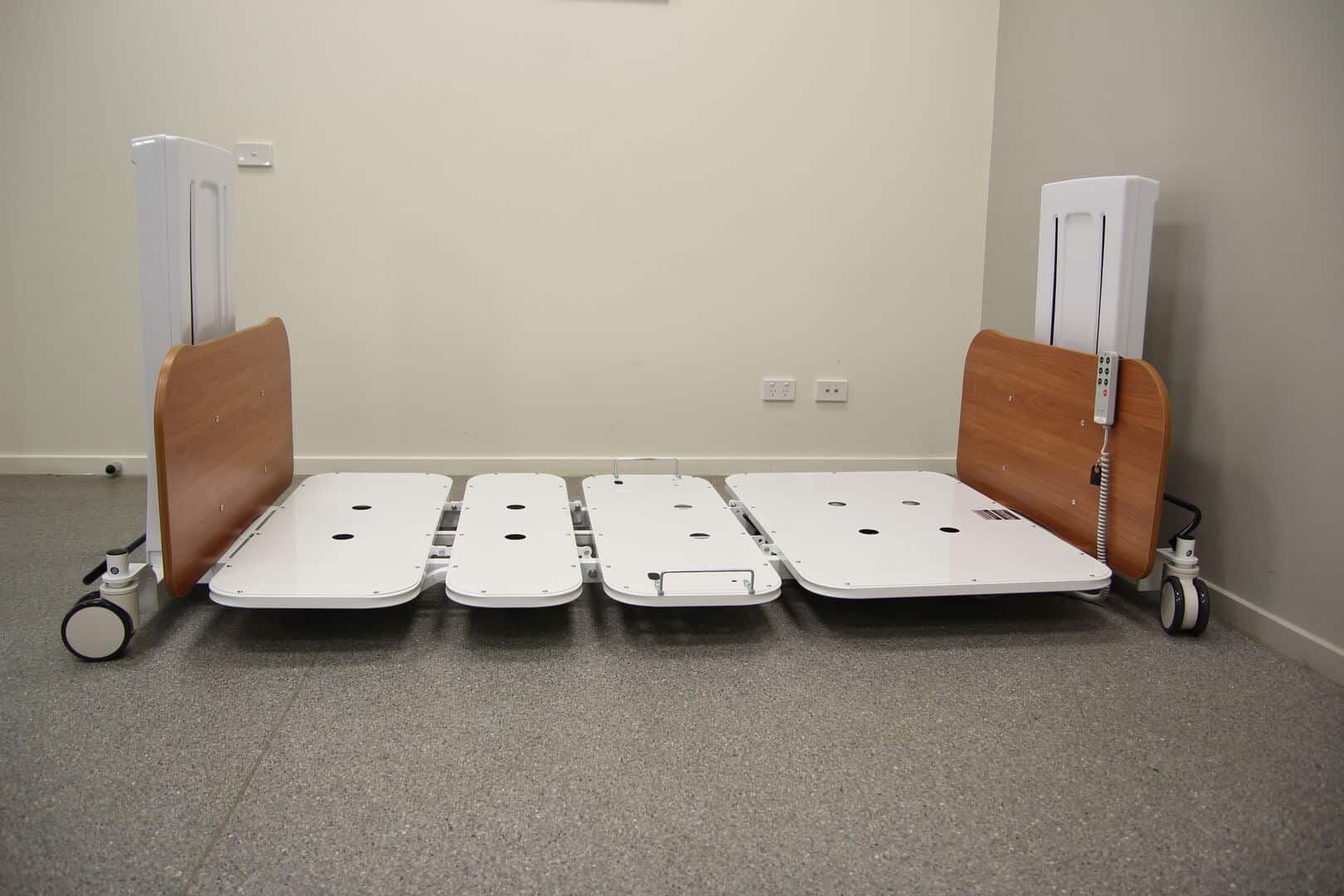 Deutscher Rose II Floorline Bed Medimart