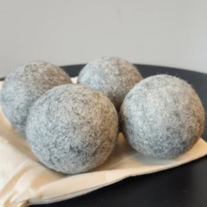 Brolly Sheets Dryer Balls - 4 Pack - Image 3