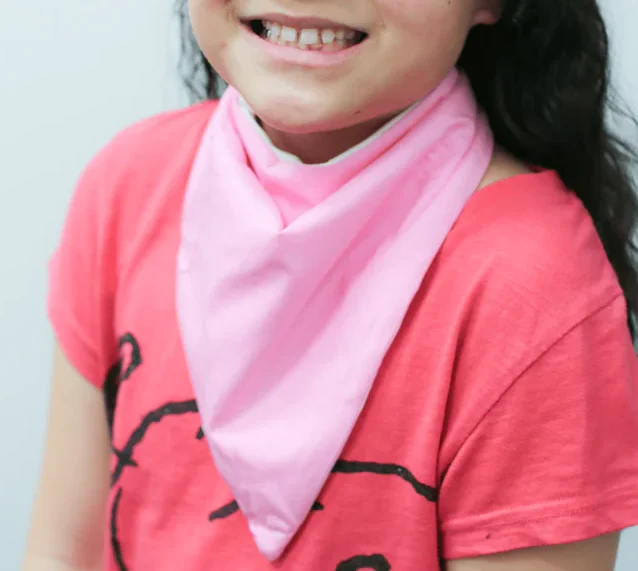 Pinkbandanaonmodel1440x1600_750x copy