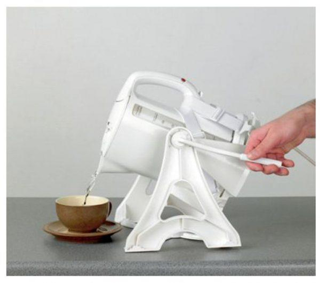 Homecraft Universal Kettle Tipper3