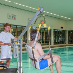 Handi-Move Mobile Pool Lift - Image 3