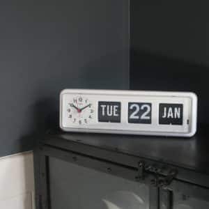 Jadco Automatic Calendar Clock - Image 2