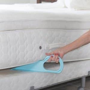 Bed Maker and Mattress Lifter - Ergonomic Mattress Wedge Elevator - Bundle 2x Large Bed Maker - Image 3